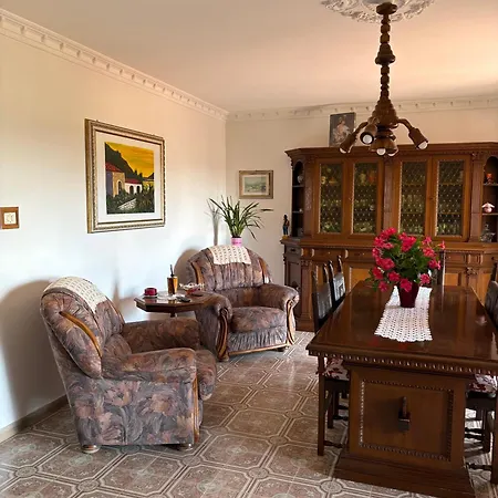 Holiday home Casa Nonna Velia Portaria